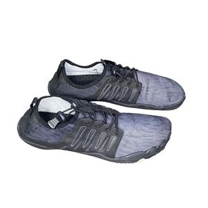 Men's Black Athletic Shoes with Sleek Design